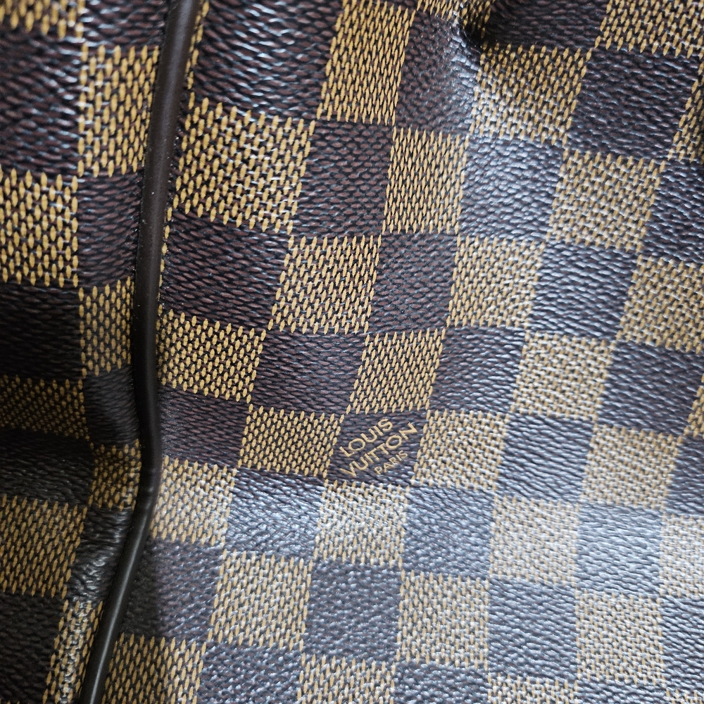 Checkered Brown Handbag - Picture 4 of 11